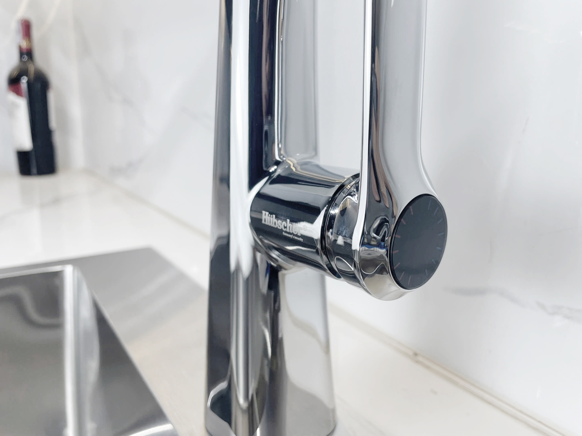 Vòi rửa bát dây rút Hubscher VRB_011A